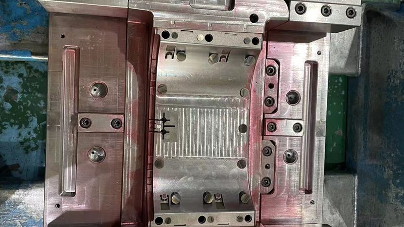吸塑模具打样加工费用揭秘：影响因素与计算方法