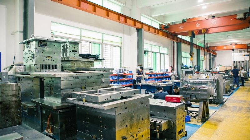 汽车模具选材：Cr12MoV与DC53的异同解析