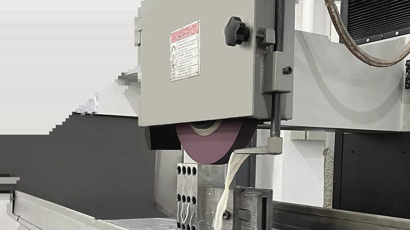 压铸模具：揭秘其使用寿命与优缺点