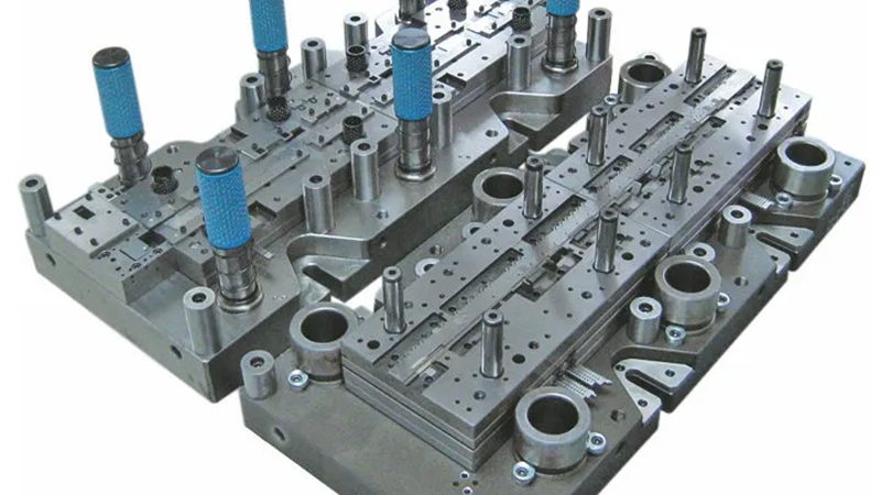 吸塑模具与注塑模具：两种工艺的奥秘与区别