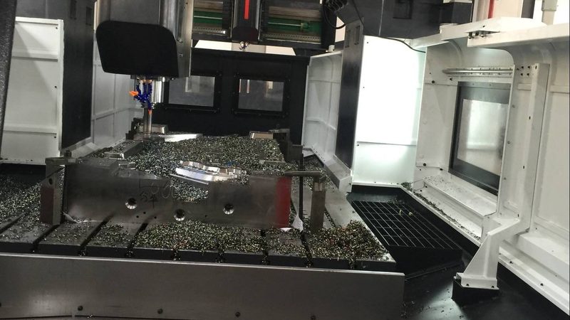 深圳精密塑胶模具：揭秘价格背后的价值**