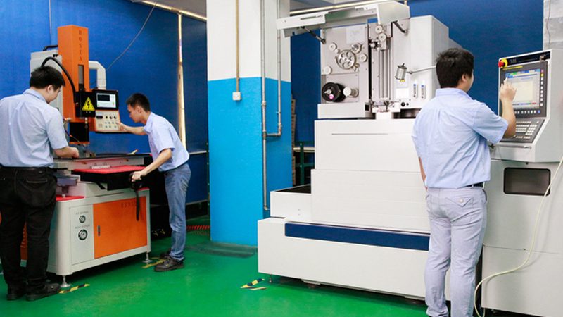 开橡胶模具加工店成本解析：因素与预算