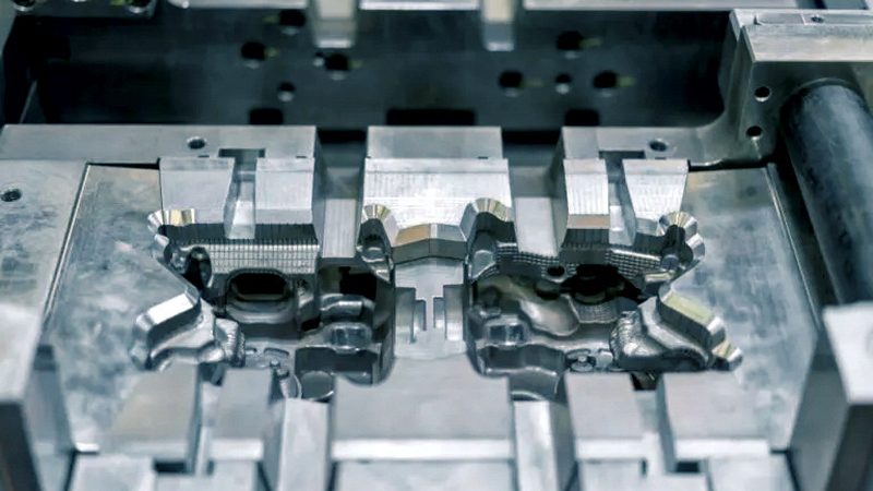 成都P20和718模具钢：揭秘模具制造中的"黄金搭档